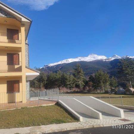 Apartamento A Estrenar En Villanua Exterior photo